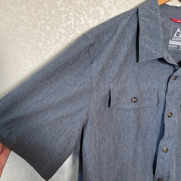 Gerry Men’s XL Blue Button Down Short Sleeve Lightweight Shirt Collar - Picture 3 of 6